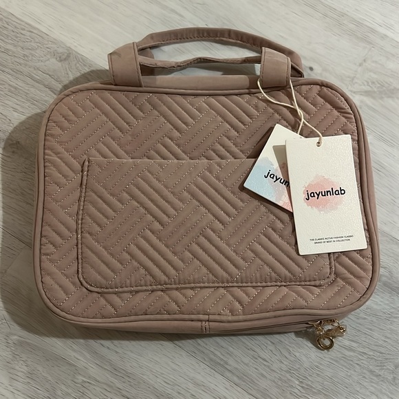 Toiletry Travel Bag - Picture 6 of 8